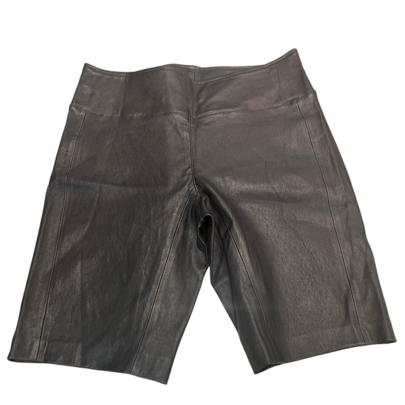 Lita by Ciara Leather Bike Shorts Size 4 - Picture 4 of 4